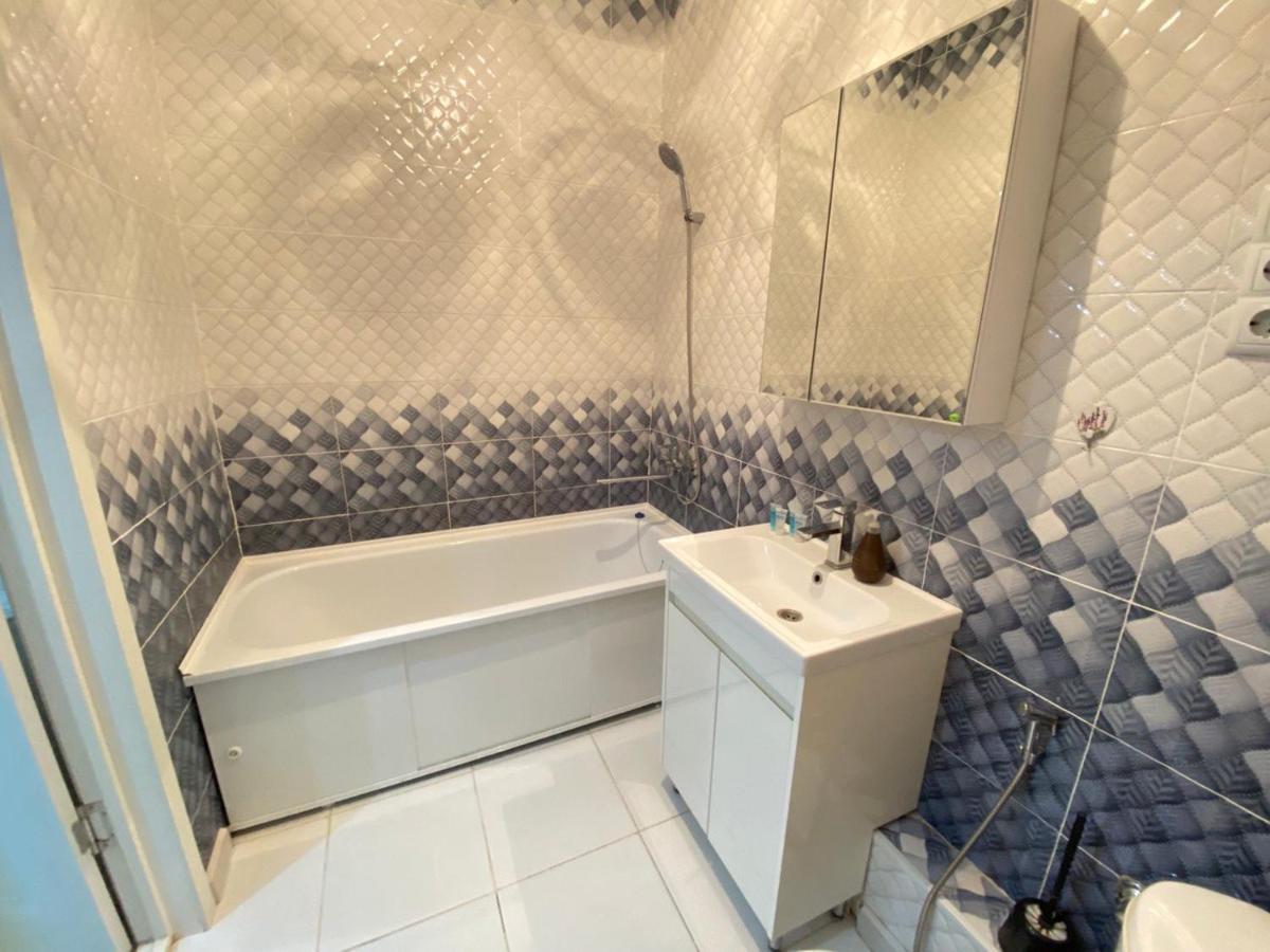 Whitehome In Panorama Park Astana Ngoại thất bức ảnh